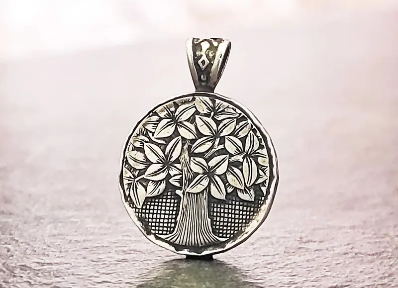 תכשיטים בהשראת הטבע