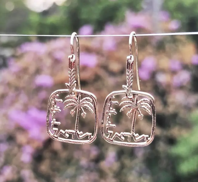 עגילים למסיבה