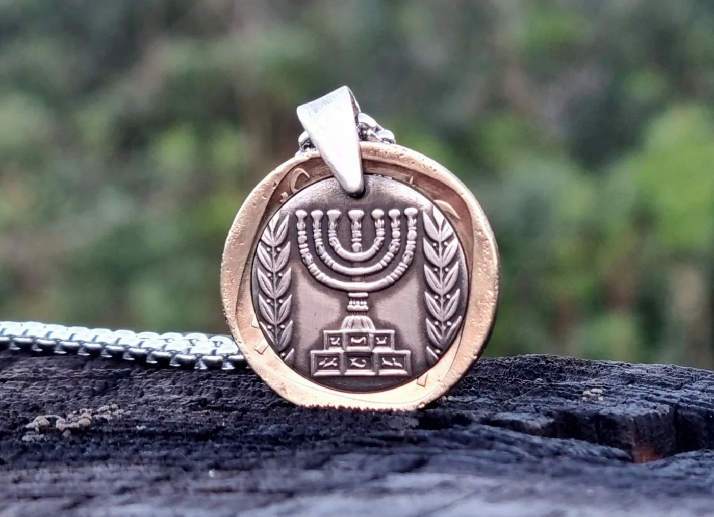 תליון מנורה, 1 לירה שנות ה 60