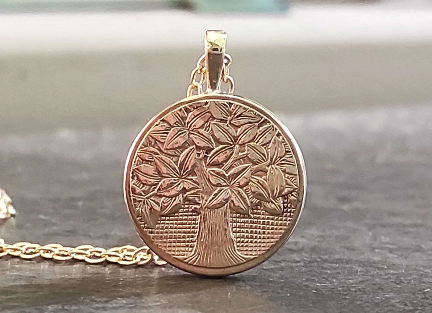 תליון עץ החיים קולומביה